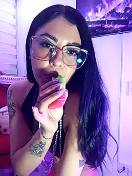 ValeNiitaLuv online show from 4, 11, 2025