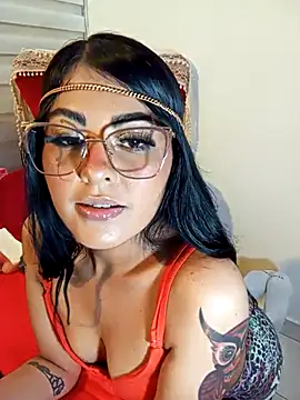 ValeNiitaLuv online show from 17, 11, 2025