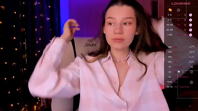 LinaBlossom  online show from 8, 1, 2026