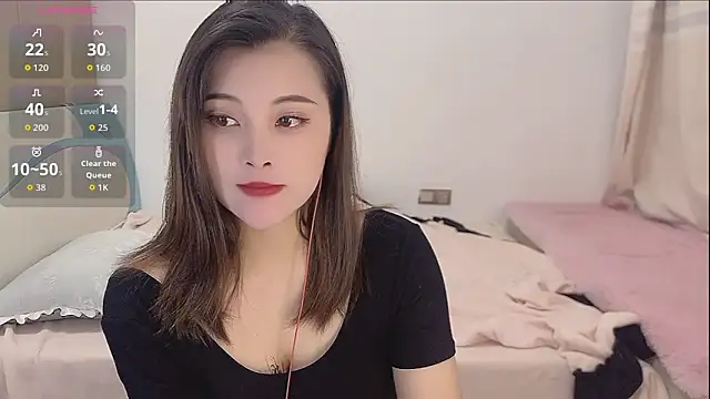 Snapshot of Marora-Mina chatting on 8, 10, 2025 Marora-Mina online show from 8, 10, 2025