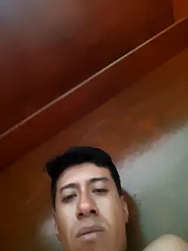 Carlos27hot online show from 15, 10, 2025