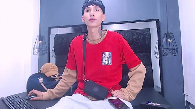 Daniel delux  online show from 20, 10, 2025