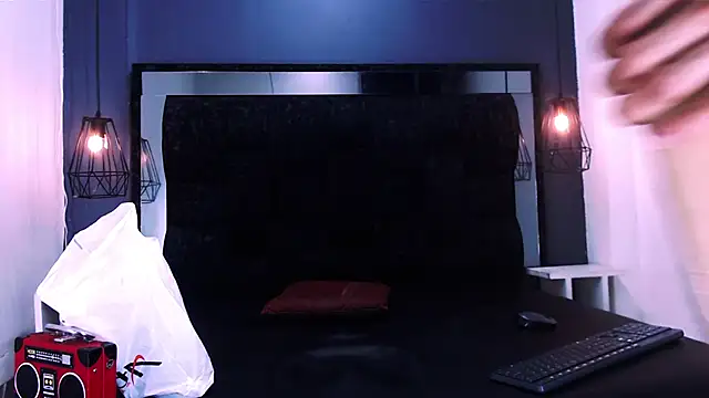 Daniel delux  online show from 30, 11, 2025