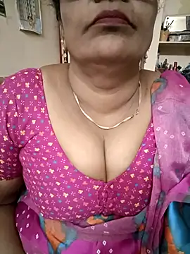 Snapshot of Nalini_telugu chatting on 22, 9, 2025 Nalini telugu online show from 22, 9, 2025