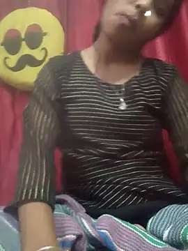 Snapshot of Mansi01 chatting on 9, 10, 2025 Mansi01 online show from 9, 10, 2025