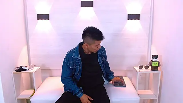 marcus hans  online show from 31, 10, 2025