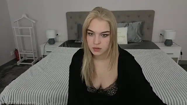 AlinaLiii online show from 27, 3, 2026