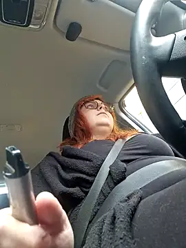 Chrissiosaurus online show from 15, 10, 2025