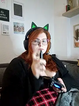 Chrissiosaurus online show from 3, 11, 2025