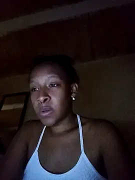 Snapshot of LaoWinehouse chatting on 25, 9, 2025 LaoWinehouse online show from 25, 9, 2025