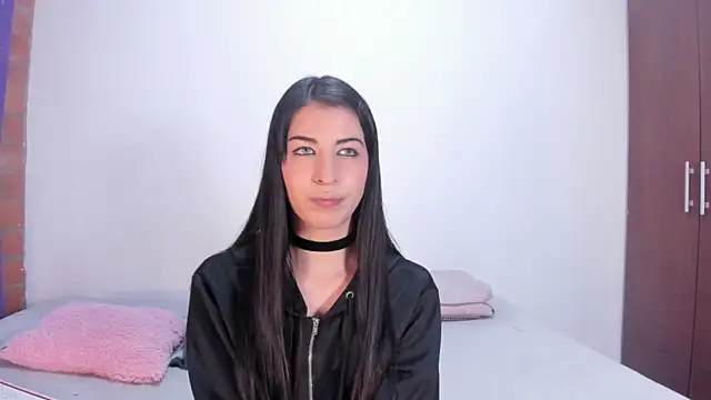 Snapshot of ScarlettRosetti chatting on 1, 10, 2025 ScarlettRosetti online show from 1, 10, 2025