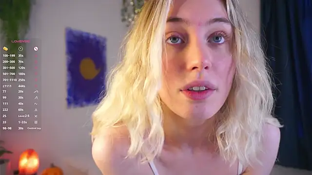 HoneyRay online show from 2, 11, 2025