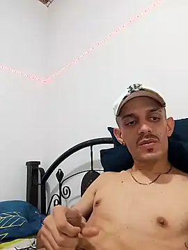 LATINO27CM online show from 17, 10, 2025