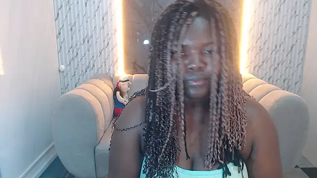 Snapshot of Soffia_b chatting on 11, 10, 2025 Soffia b online show from 11, 10, 2025