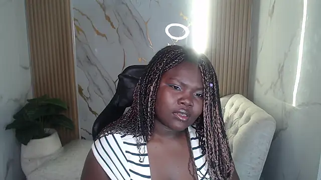 Snapshot of Soffia_b chatting on 19, 10, 2025 Soffia b online show from 19, 10, 2025