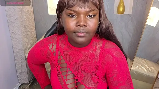 Snapshot of Soffia_b chatting on 30, 10, 2025 Soffia b online show from 30, 10, 2025