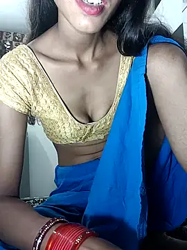Snapshot of nidhi_nude chatting on 5, 10, 2025 nidhi nude online show from 5, 10, 2025