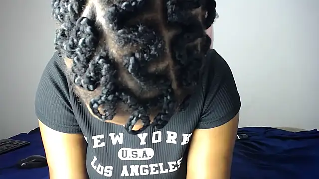 Snapshot of Juiceybileh chatting on 12, 2, 2026 Juiceybileh online show from 12, 2, 2026