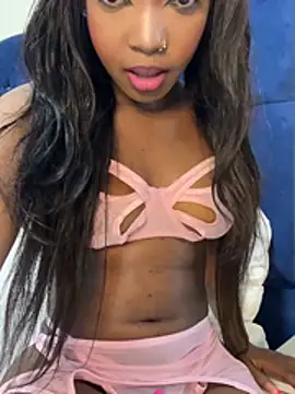 Snapshot of Fun_size86 chatting on 25, 6, 2026 Fun size86 online show from 25, 6, 2026