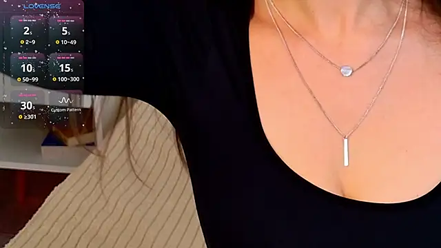 EllaCanny online show from 14, 12, 2025