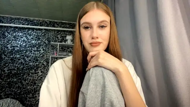 Snapshot of RanaBostel chatting on 11, 10, 2025 RanaBostel online show from 11, 10, 2025