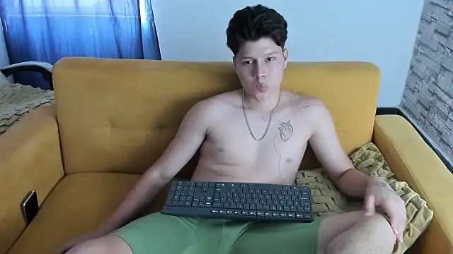 daniel leon online show from 10, 4, 2026