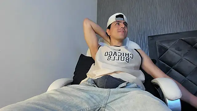 dylan cross  online show from 3, 10, 2025