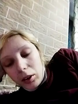 Ponka2011 online show from 4, 11, 2025