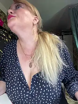 Sweet-blonde online show from 15, 7, 2026