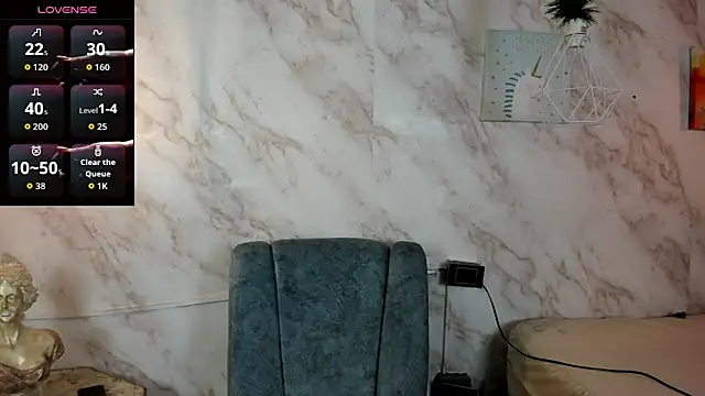 Lauren smiles online show from 29, 3, 2026