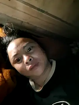 Snapshot of xuxulovezz chatting on 10, 11, 2025 xuxulovezz online show from 10, 11, 2025