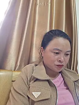 xuxulovezz online show from 7, 2, 2026