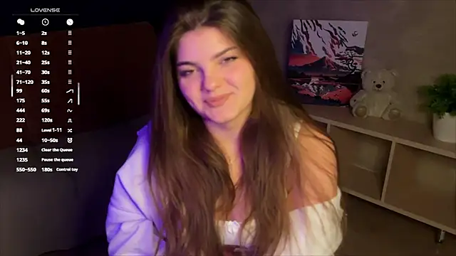 Snapshot of StephanieeMiller chatting on 4, 10, 2025 StephanieeMiller online show from 4, 10, 2025