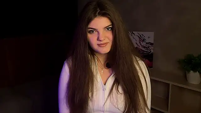 Snapshot of StephanieeMiller chatting on 7, 10, 2025 StephanieeMiller online show from 7, 10, 2025