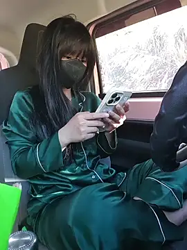 Helen-Tran online show from 1, 2, 2026