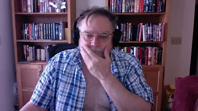 Vinyl22xh online show from 8, 3, 2026