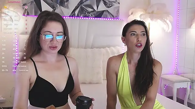 Snapshot of JennaClover chatting on 3, 7, 2026 JennaClover online show from 3, 7, 2026