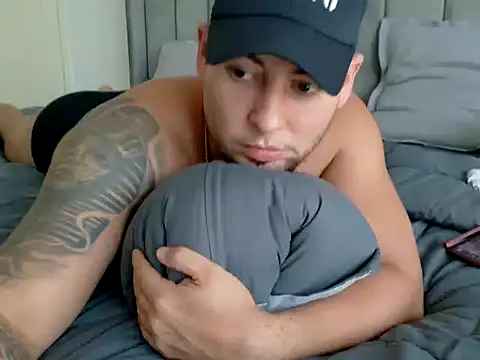 maximus888A online show from 10, 10, 2025