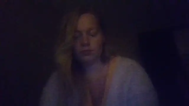 Snapshot of Faynoria chatting on 17, 10, 2025 Faynoria online show from 17, 10, 2025