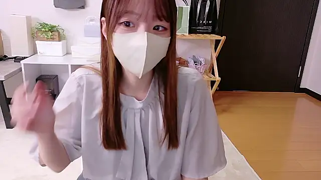 Snapshot of saku_sakura_ chatting on 5, 10, 2025 saku sakura online show from 5, 10, 2025