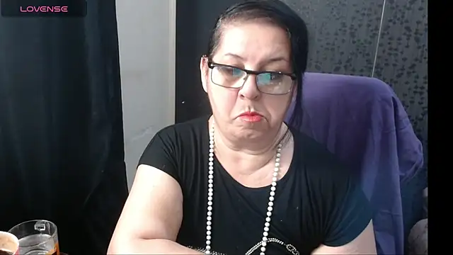 MissSanjanne online show from 11, 1, 2025