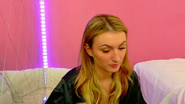 Anaayss  online show from 27, 11, 2025