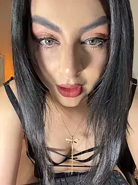 Snapshot of LlianneDiamond1 chatting on 12, 2, 2026 LlianneDiamond1 online show from 12, 2, 2026