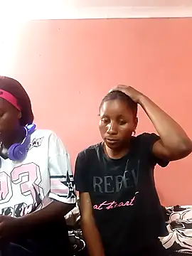 HotPetite 25 online show from 7, 11, 2025