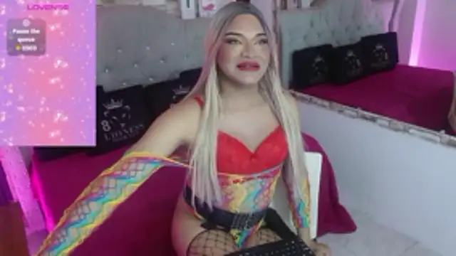 Sophia hott01 online show from 22, 12, 2025