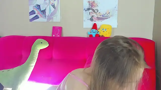 Snapshot of Angel_Leeks chatting on 9, 11, 2025 Angel Leeks online show from 9, 11, 2025