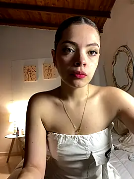 Snapshot of Bleer_Rousse chatting on 18, 12, 2025 Bleer Rousse online show from 18, 12, 2025