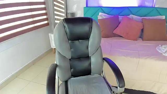 Antonela vargas online show from 8, 1, 2026