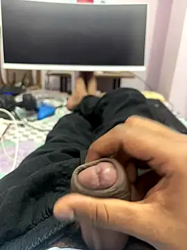 slaveboi9876 online show from 14, 12, 2025