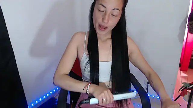 Megan love01 online show from 4, 10, 2025